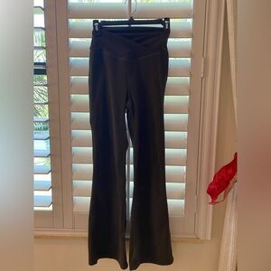 HALARA Green Leggings Stretchy Knit